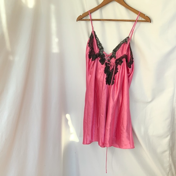 Pink and black lace satin slip dress with lace up back and slit - Picture 3 of 4